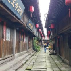 在《碧海黑帆》首年更新内容成为令人胆寒的海上枭雄